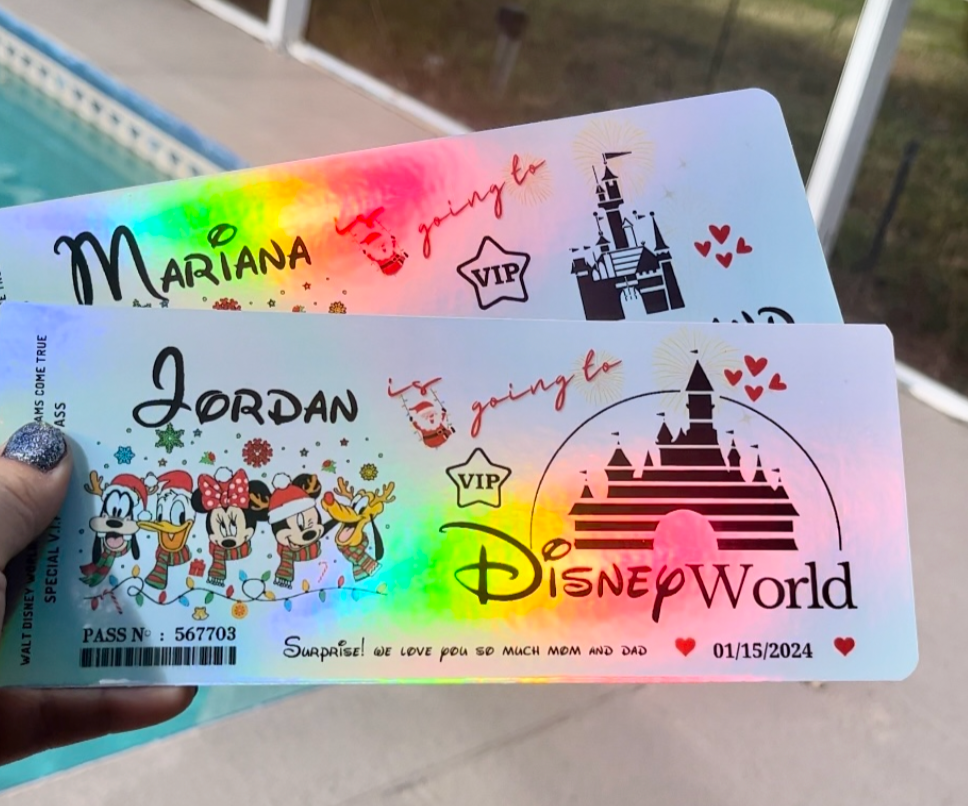 🎄 Christmas Surprise Ticket – Holographic Holiday Reveal Gift for Kids